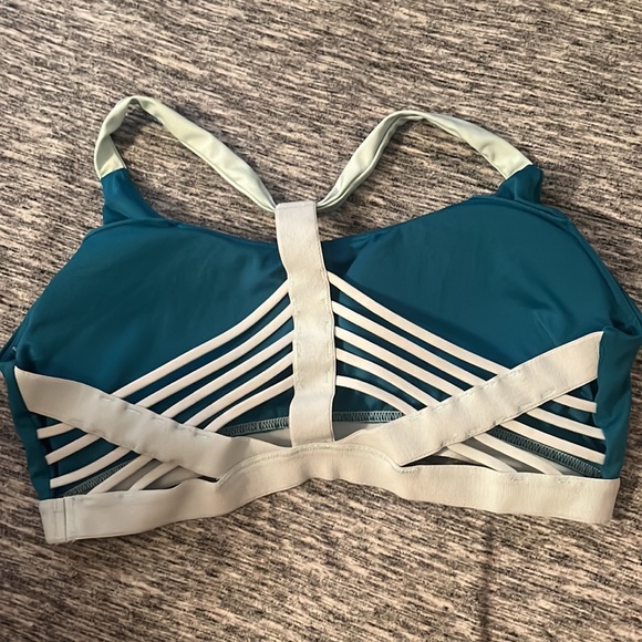 blue sports bra - Picture 2 of 2